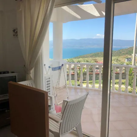 Apartament Flamingo Lillium Deniz Manzarali Daire *